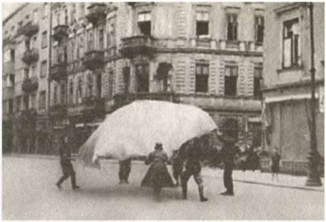 Иллюстрация к книге — "Штрафники" СС. Зондеркоманда "Дирлевангер" [i_070.jpg]