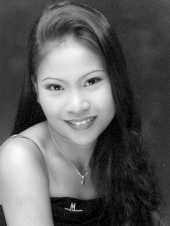 Иллюстрация к книге — Всего лишь 13. Подлинная история Лон [i_001.jpg]