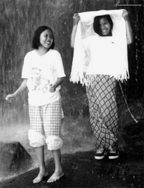 Иллюстрация к книге — Всего лишь 13. Подлинная история Лон [i_018.jpg]