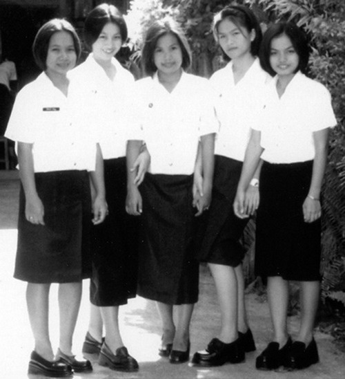 Иллюстрация к книге — Всего лишь 13. Подлинная история Лон [i_047.jpg]