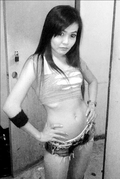 Иллюстрация к книге — Всего лишь 13. Подлинная история Лон [i_054.jpg]