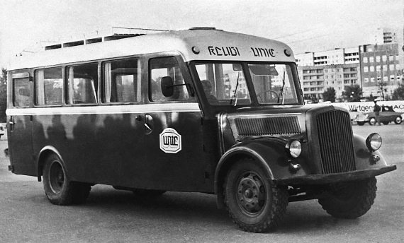 Иллюстрация к книге — Автонашествие на СССР. Трофейные и лендлизовские автомобили [i_018.jpg]