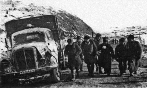 Иллюстрация к книге — Автонашествие на СССР. Трофейные и лендлизовские автомобили [i_047.jpg]