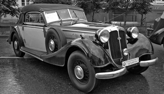 Иллюстрация к книге — Автонашествие на СССР. Трофейные и лендлизовские автомобили [i_131.jpg]