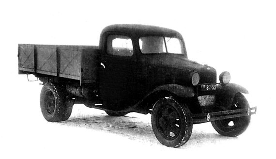 Иллюстрация к книге — Автонашествие на СССР. Трофейные и лендлизовские автомобили [i_142.jpg]