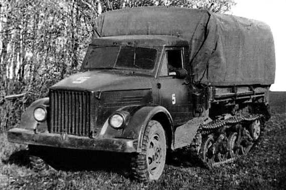 Иллюстрация к книге — Автонашествие на СССР. Трофейные и лендлизовские автомобили [i_148.jpg]