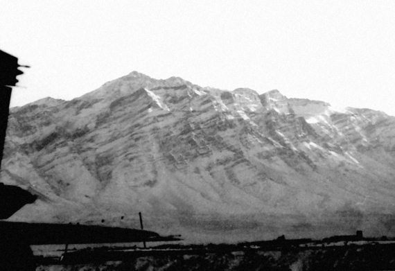 Иллюстрация к книге — Выжженное небо Афгана. Боевая авиация в Афганской войне [i_005.jpg]