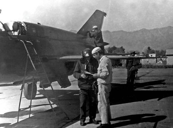 Иллюстрация к книге — Выжженное небо Афгана. Боевая авиация в Афганской войне [i_025.jpg]