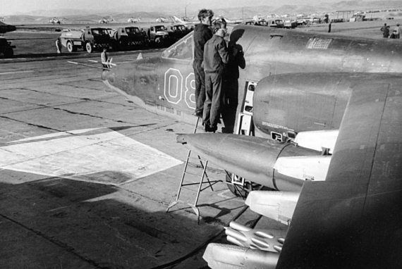 Иллюстрация к книге — Выжженное небо Афгана. Боевая авиация в Афганской войне [i_079.jpg]