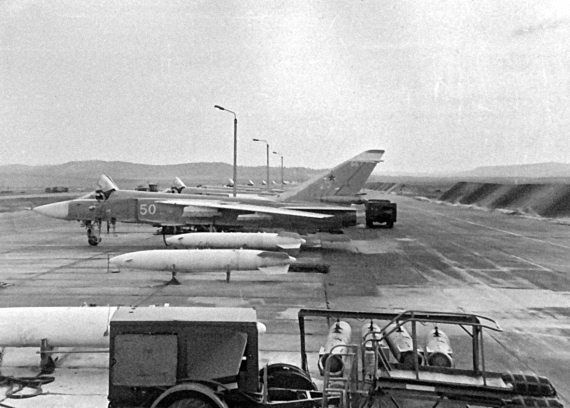 Иллюстрация к книге — Выжженное небо Афгана. Боевая авиация в Афганской войне [i_221.jpg]