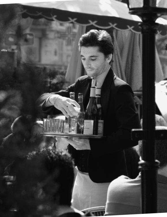 Иллюстрация к книге — В поисках Парижа, или Вечное возвращение [_195_1.jpg]