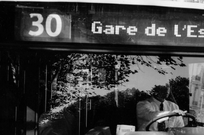 Иллюстрация к книге — В поисках Парижа, или Вечное возвращение [_238_239.jpg]