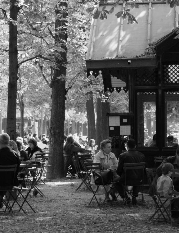 Иллюстрация к книге — В поисках Парижа, или Вечное возвращение [_403_1.jpg]