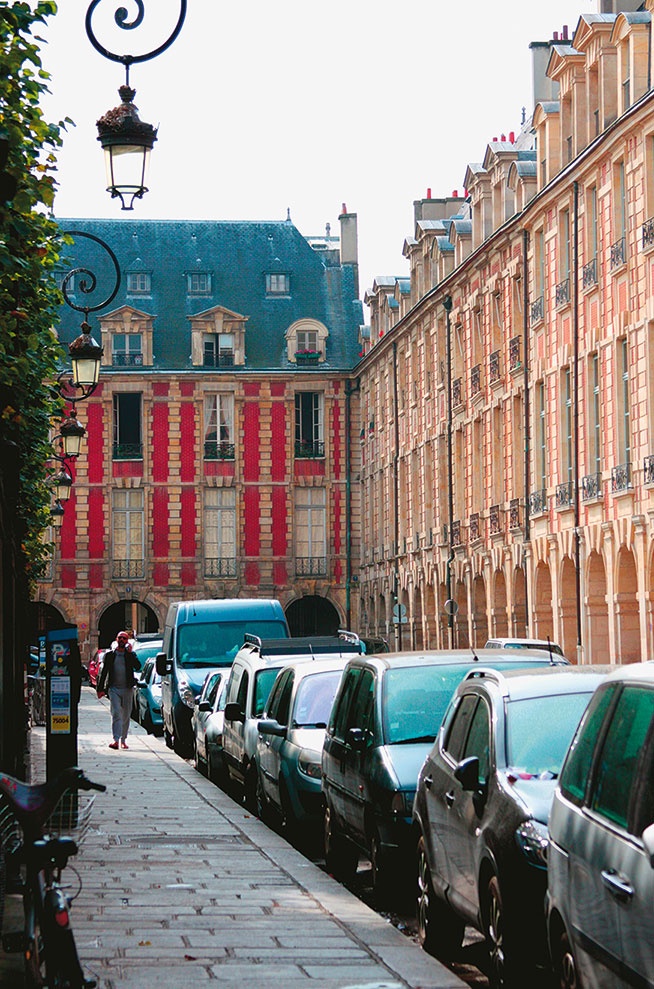 Иллюстрация к книге — Парижские подробности, или Неуловимый Париж [i_035.jpg]