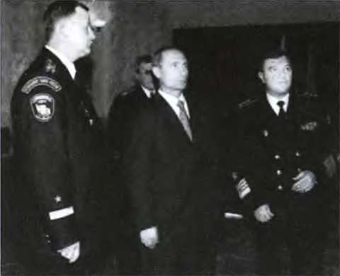 Иллюстрация к книге — АПРК &quot;Курск&quot;. 10 лет спустя. Факты и версии [i_007.jpg]