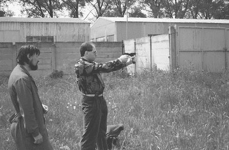 Иллюстрация к книге — Записки разумного авантюриста. Зазеркалье спецслужб [i_016.jpg]