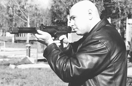 Иллюстрация к книге — Записки разумного авантюриста. Зазеркалье спецслужб [i_018.jpg]