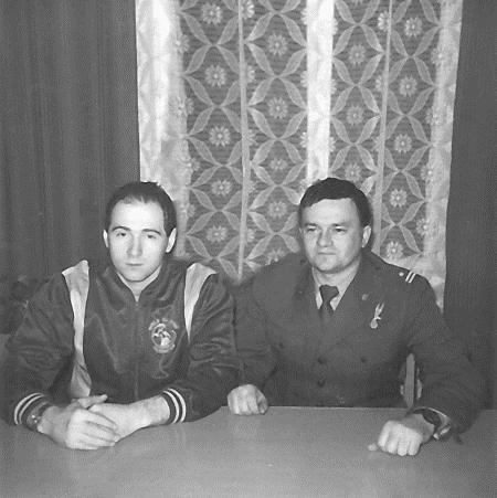 Иллюстрация к книге — Записки разумного авантюриста. Зазеркалье спецслужб [i_030.jpg]