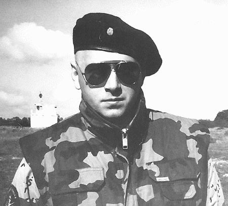 Иллюстрация к книге — Записки разумного авантюриста. Зазеркалье спецслужб [i_038.jpg]