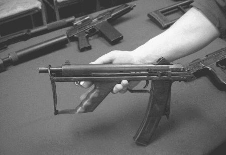 Иллюстрация к книге — Записки разумного авантюриста. Зазеркалье спецслужб [i_042.jpg]