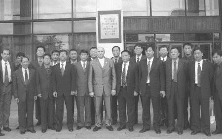 Иллюстрация к книге — Записки разумного авантюриста. Зазеркалье спецслужб [i_064.jpg]