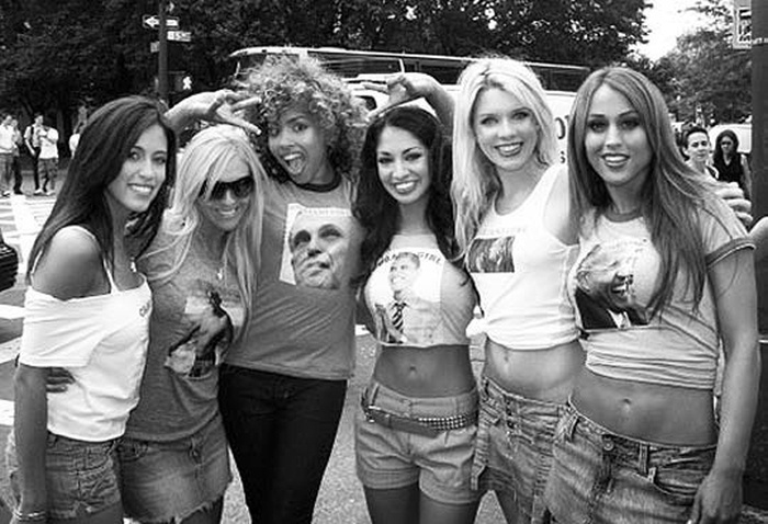 Иллюстрация к книге — Глэм-капитализм [i_027.jpg]