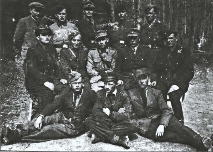 Иллюстрация к книге — Разделяй и властвуй. Нацистская оккупационная политика [i_027.jpg]