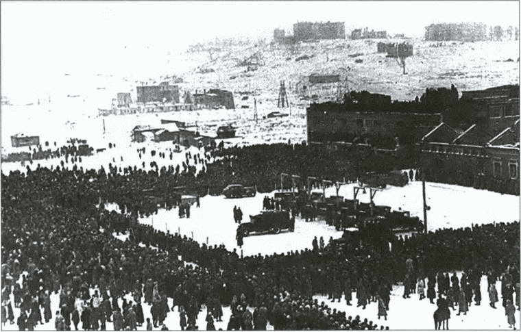 Иллюстрация к книге — Разделяй и властвуй. Нацистская оккупационная политика [i_039.jpg]