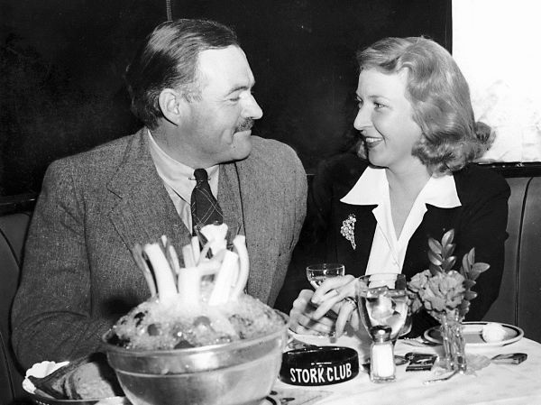 Иллюстрация к книге — Миссис Хемингуэй [i_004.jpg]