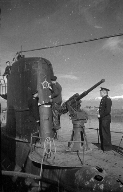 Иллюстрация к книге — Герои Черноморского Подплава [i_091.jpg]