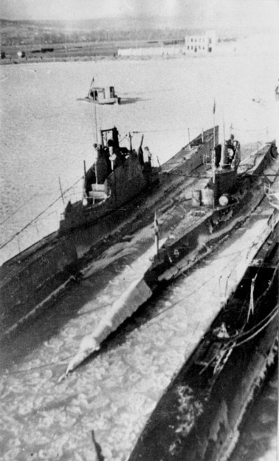 Иллюстрация к книге — Герои Черноморского Подплава [i_099.jpg]