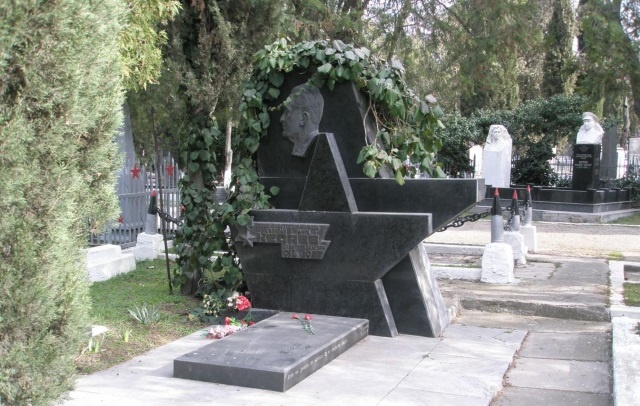 Иллюстрация к книге — Герои Черноморского Подплава [i_154.jpg]