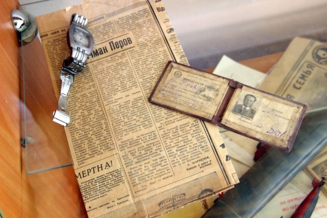 Иллюстрация к книге — Герои Черноморского Подплава [i_226.jpg]