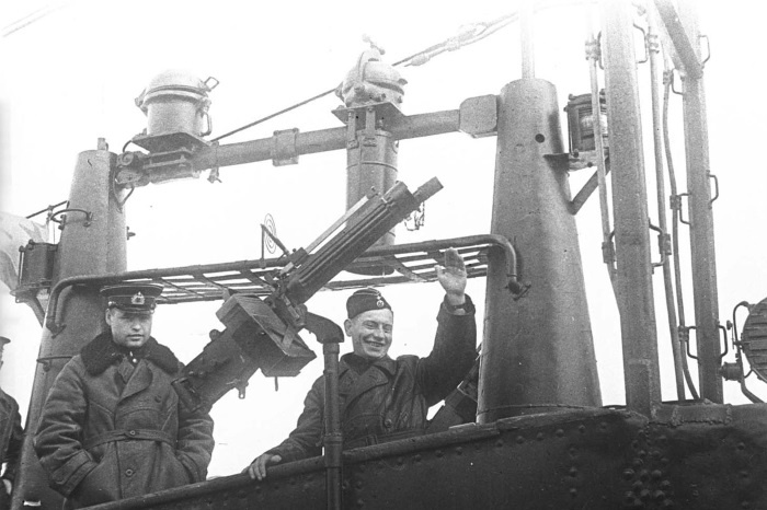 Иллюстрация к книге — Подводник-североморец Израиль Фисанович [i_058.jpg]