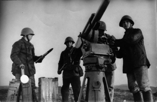 Иллюстрация к книге — Подводник-североморец Израиль Фисанович [i_080.jpg]