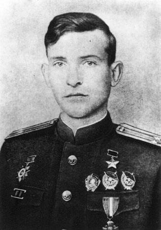 Иллюстрация к книге — Подводник-североморец Израиль Фисанович [i_128.jpg]