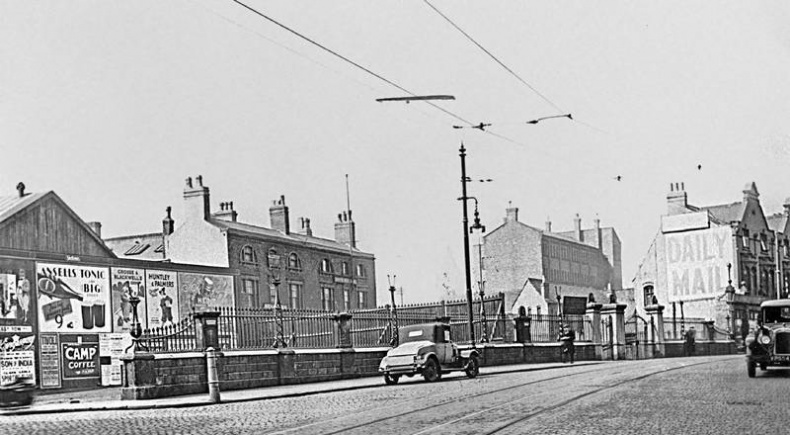 Иллюстрация к книге — «Острые козырьки»: как это было. Билли Кимбер, «Бирмингемская банда» и ипподромные войны 1920-х [i_003.jpg]