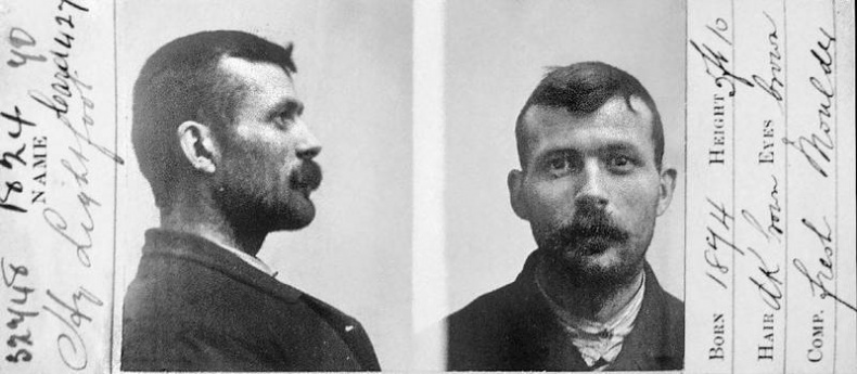 Иллюстрация к книге — «Острые козырьки»: как это было. Билли Кимбер, «Бирмингемская банда» и ипподромные войны 1920-х [i_007.jpg]