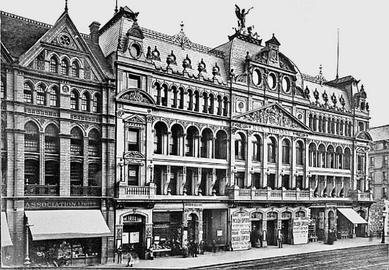 Иллюстрация к книге — «Острые козырьки»: как это было. Билли Кимбер, «Бирмингемская банда» и ипподромные войны 1920-х [i_014.jpg]