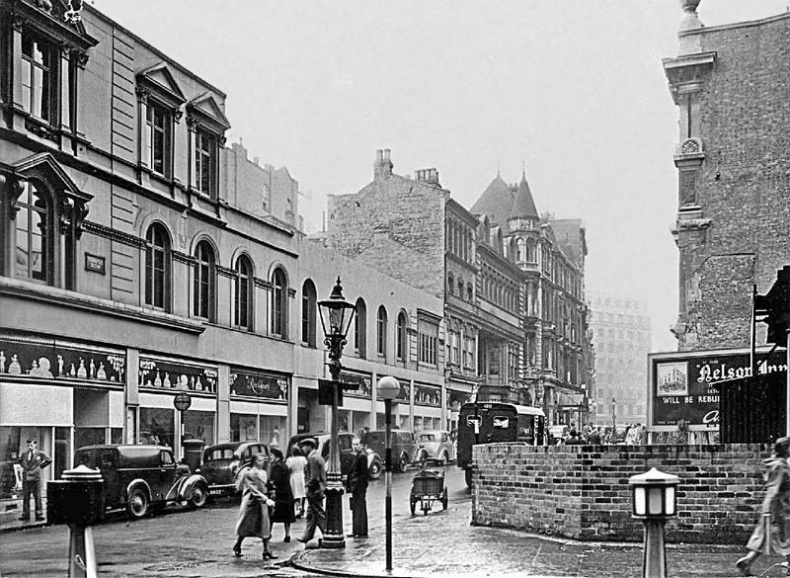 Иллюстрация к книге — «Острые козырьки»: как это было. Билли Кимбер, «Бирмингемская банда» и ипподромные войны 1920-х [i_015.jpg]