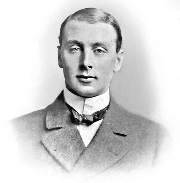 Иллюстрация к книге — «Острые козырьки»: как это было. Билли Кимбер, «Бирмингемская банда» и ипподромные войны 1920-х [i_028.jpg]