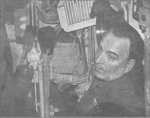 Иллюстрация к книге — Возмутители глубин. Секретные операции советских подводных лодок в годы холодной войны [_32.jpg]