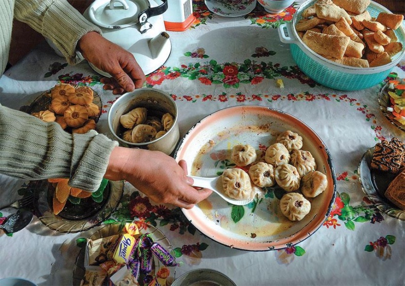 Иллюстрация к книге — Рома едет. Вокруг света без гроша в кармане [_47.jpg]