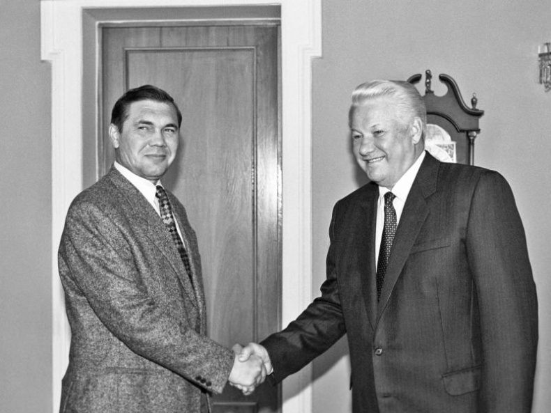 Иллюстрация к книге — Теории заговоров. Кто правит миром? [_04.jpg]