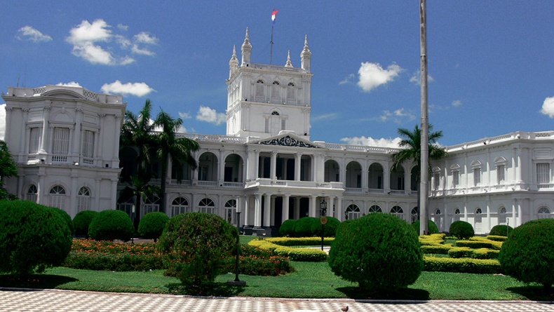 Иллюстрация к книге — Северный Часовой и другие сюжеты [i_176.jpg]