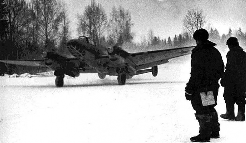 Иллюстрация к книге — «Я убит подо Ржевом». Трагедия Мончаловского «котла» [i_035.jpg]