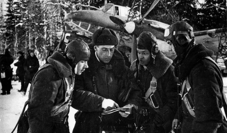 Иллюстрация к книге — «Я убит подо Ржевом». Трагедия Мончаловского «котла» [i_036.jpg]