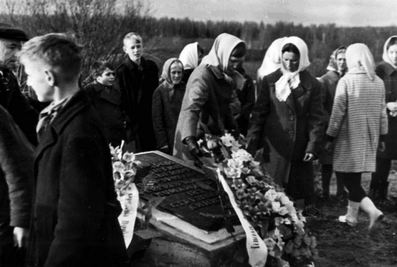 Иллюстрация к книге — «Я убит подо Ржевом». Трагедия Мончаловского «котла» [i_091.jpg]