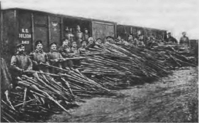 Иллюстрация к книге — &quot;Пушечное мясо&quot; Первой мировой. Пехота в бою [i_068.jpg]