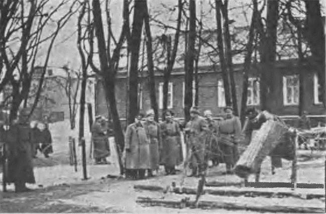 Иллюстрация к книге — &quot;Пушечное мясо&quot; Первой мировой. Пехота в бою [i_143.jpg]